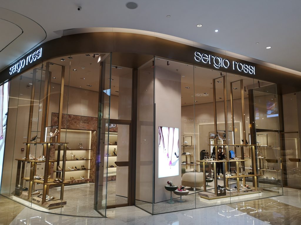 How Immersive Lighting Boosts the Bottom Line