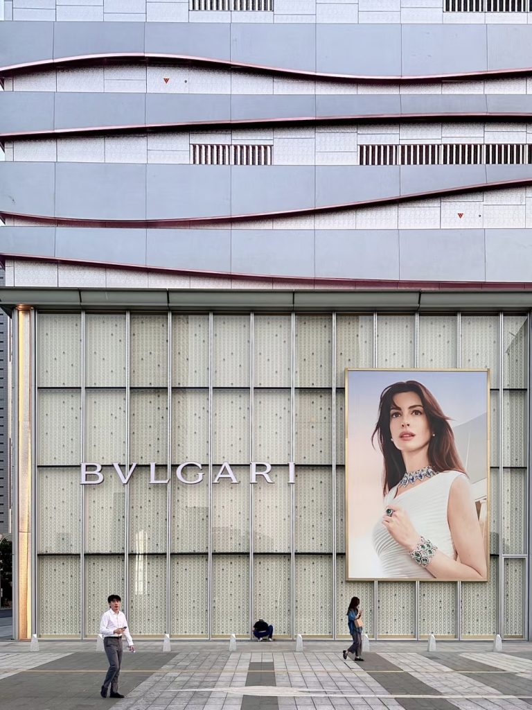 Case Study: Luxury Store Facade Lighting Solutions