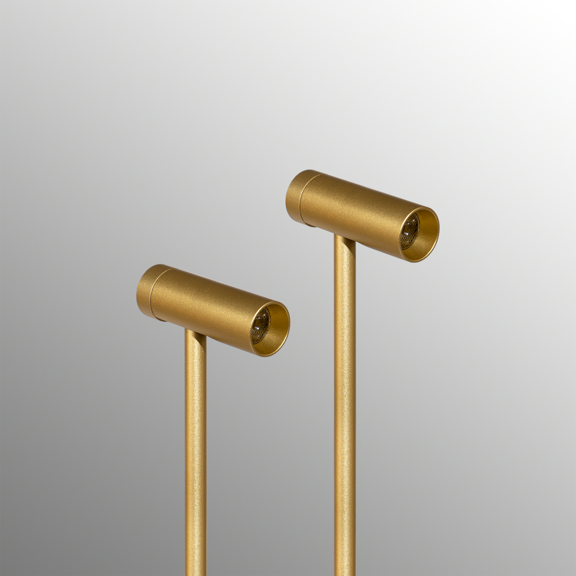 SP-15021 Jewelry Showcase Table  Pole Stem Light