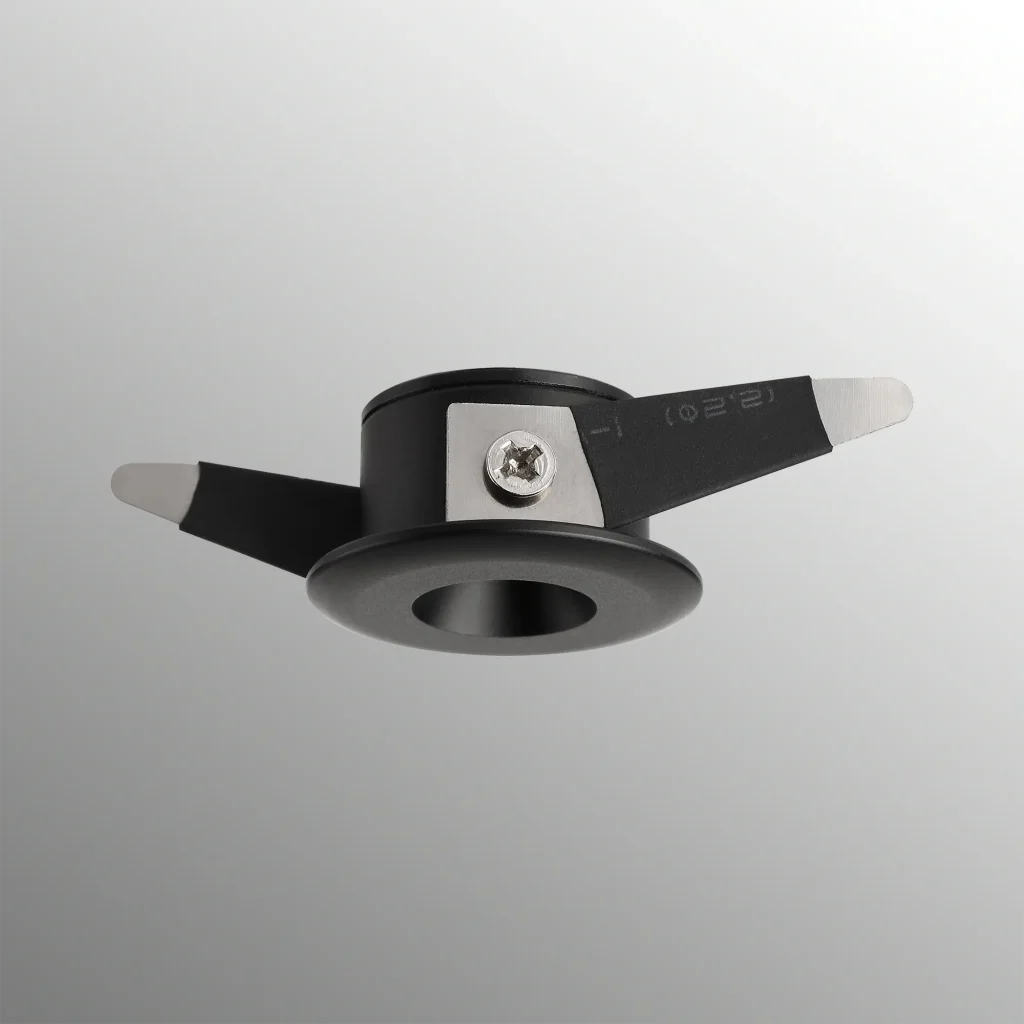 SP-15041 Puck Light