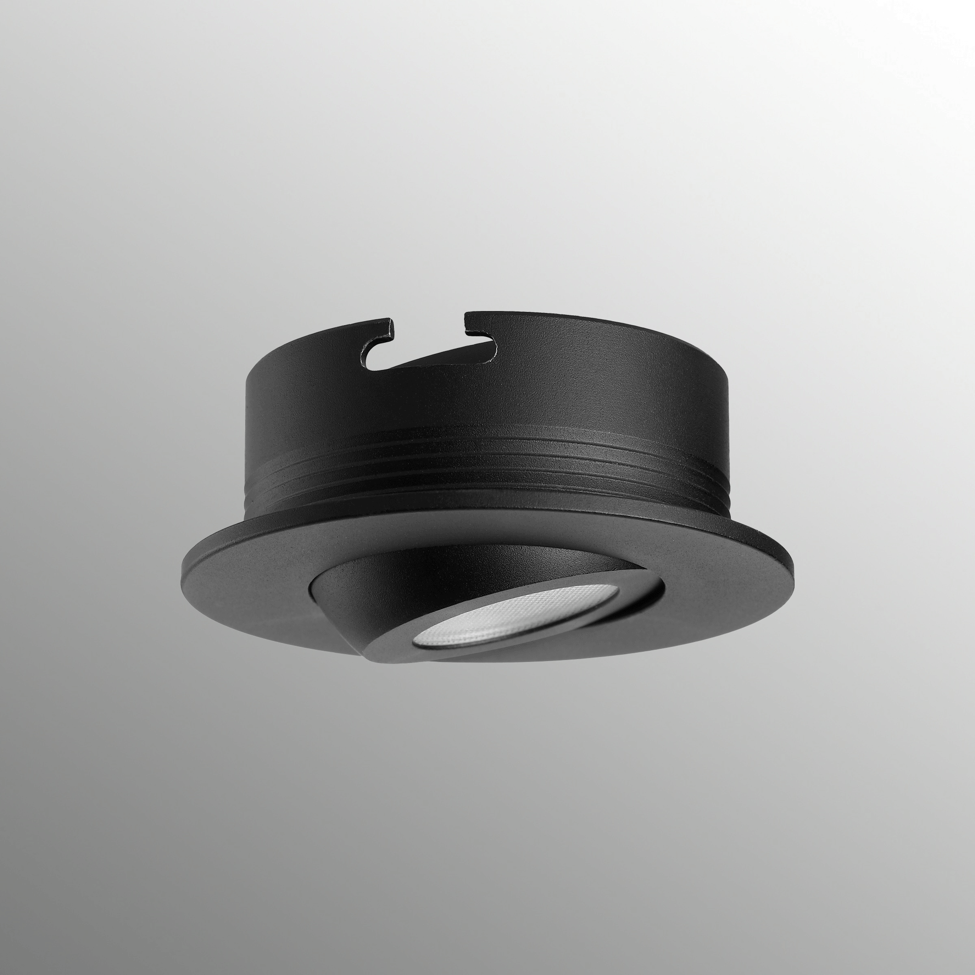 SP-18045-3 Puck Light