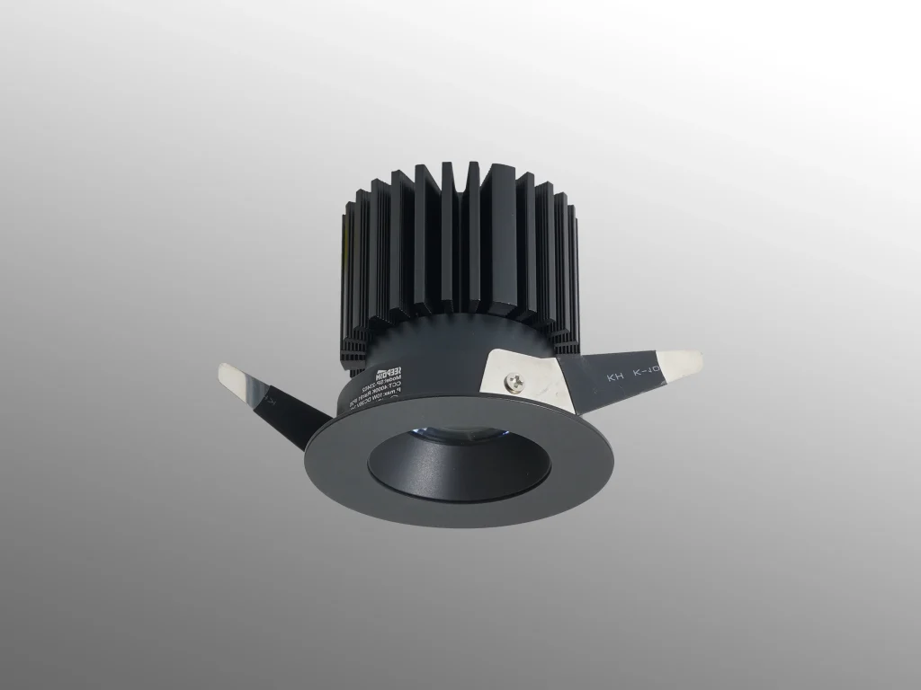 Puck Lights for Display Cabinets: Placement, Coverage and Installation Fit